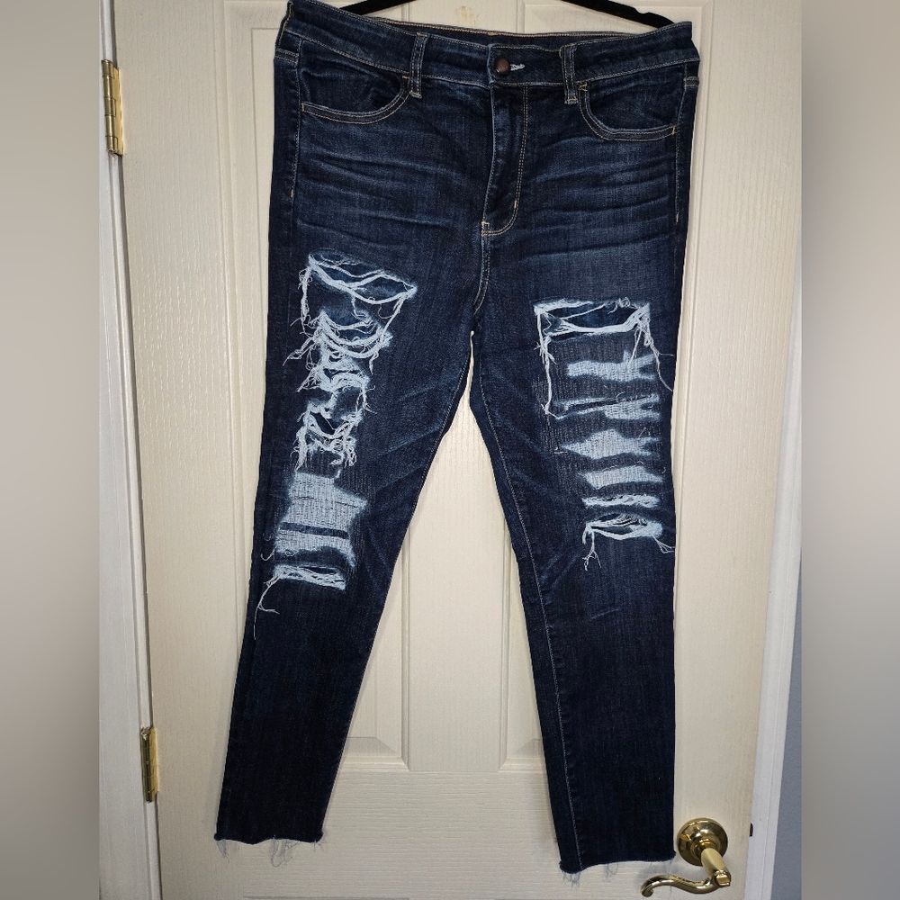 Women's Distressed Jeans - Dark Blue